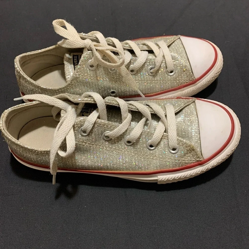 Converse Girls Glittered Sneakers  Size 2